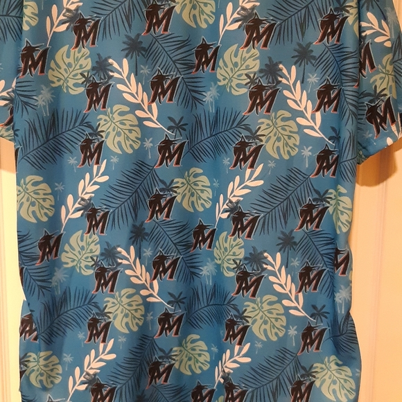 Miami Marlins HAWAIAN XL Shirt - Picture 2 of 3